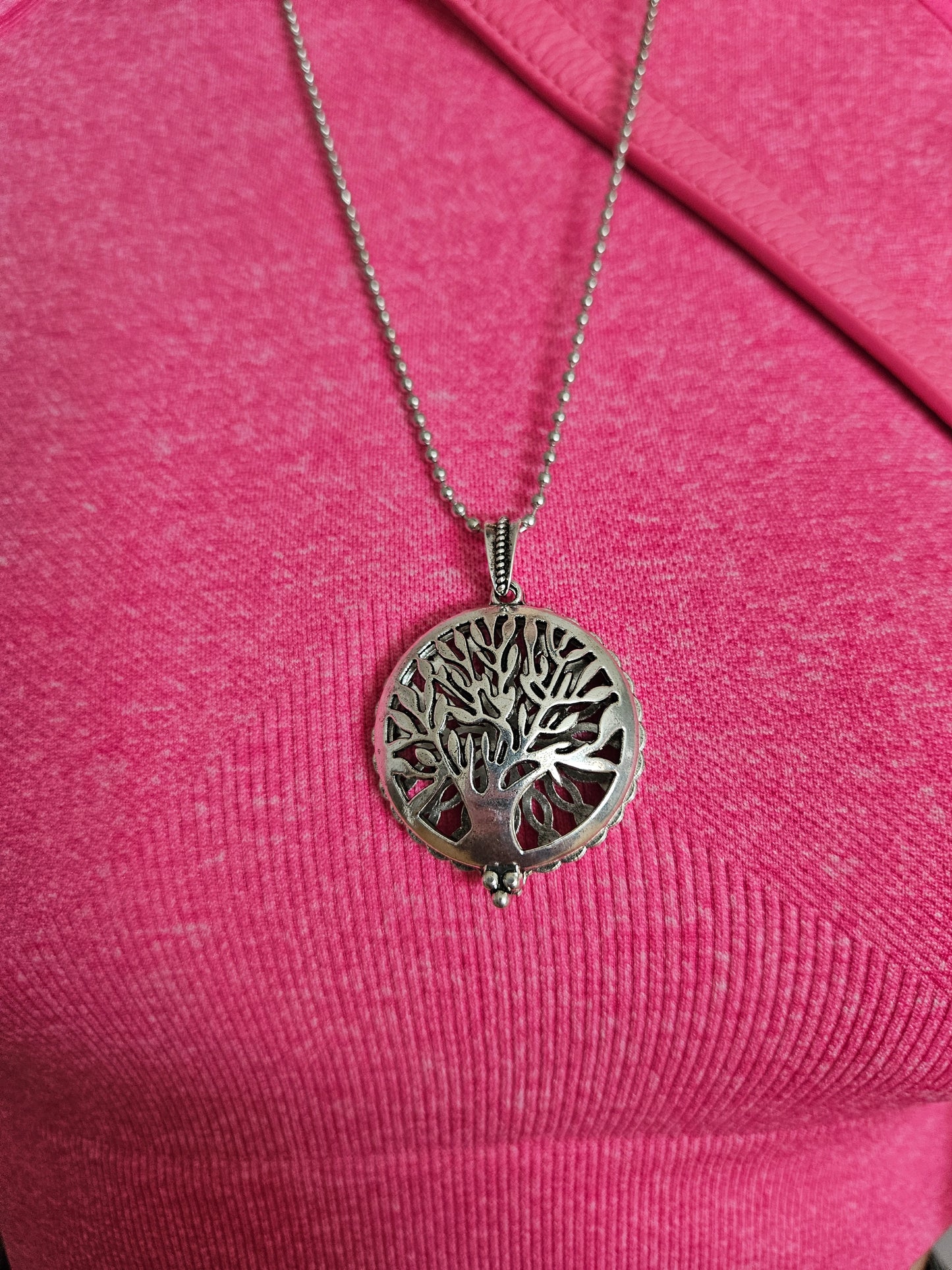 Zen et Bien Être collier d'aromatherapie arbre de vie