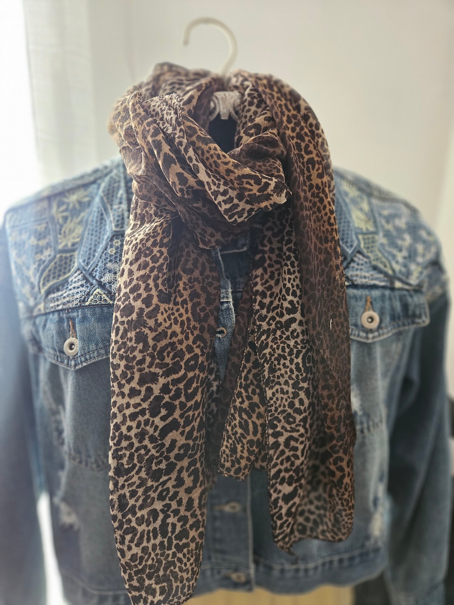 Foulard marron léopard