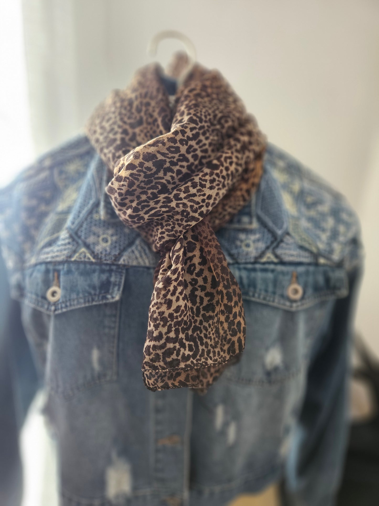 Foulard marron léopard