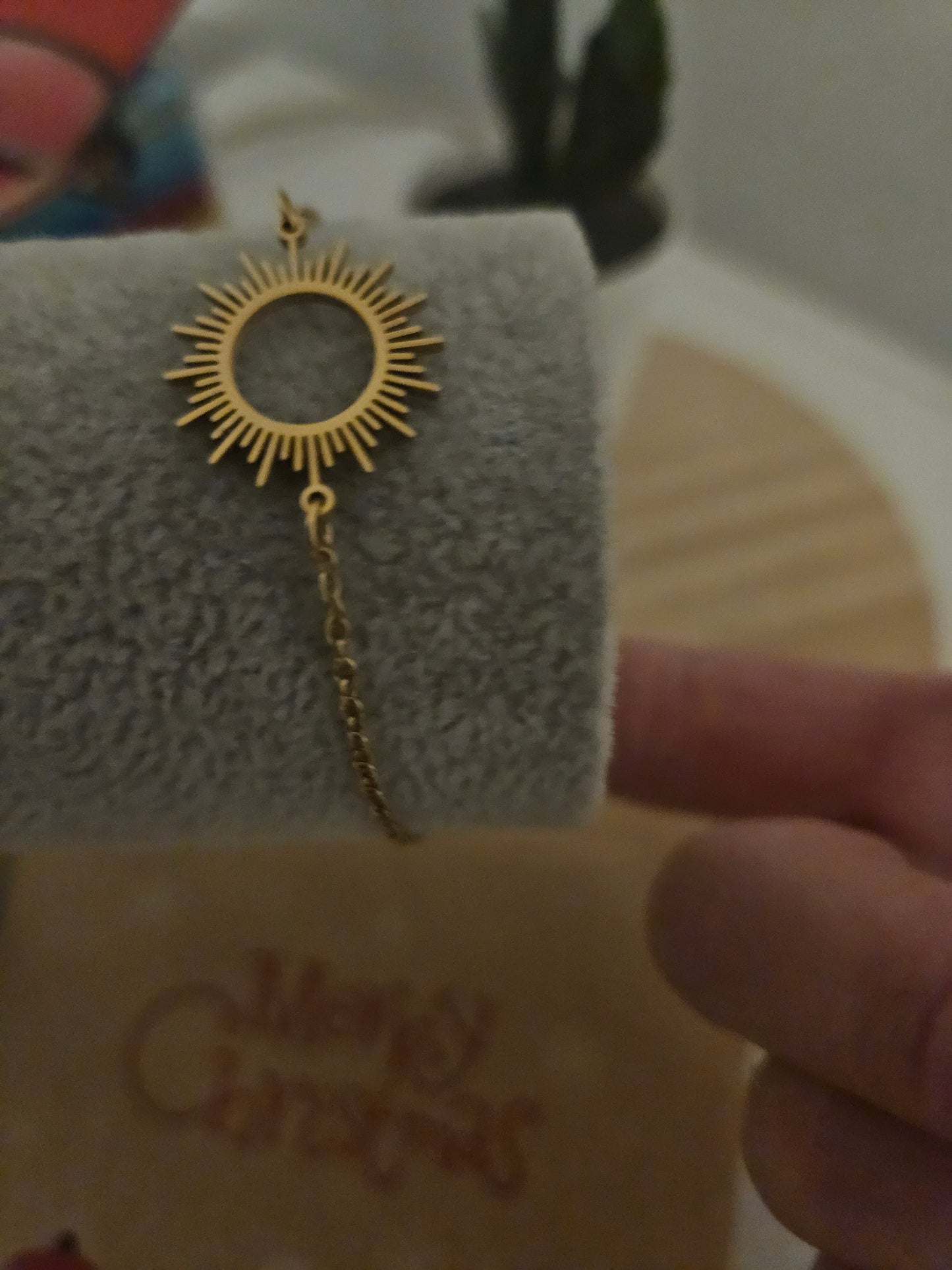 Bracelet doré soleil