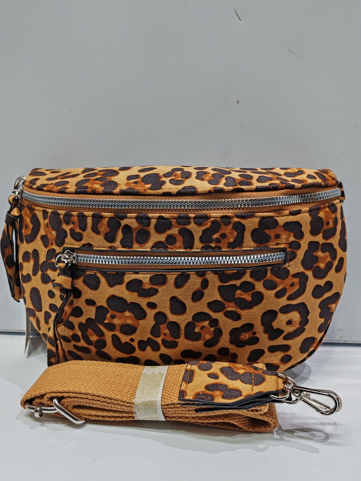 Sac banane léopard daim grand format