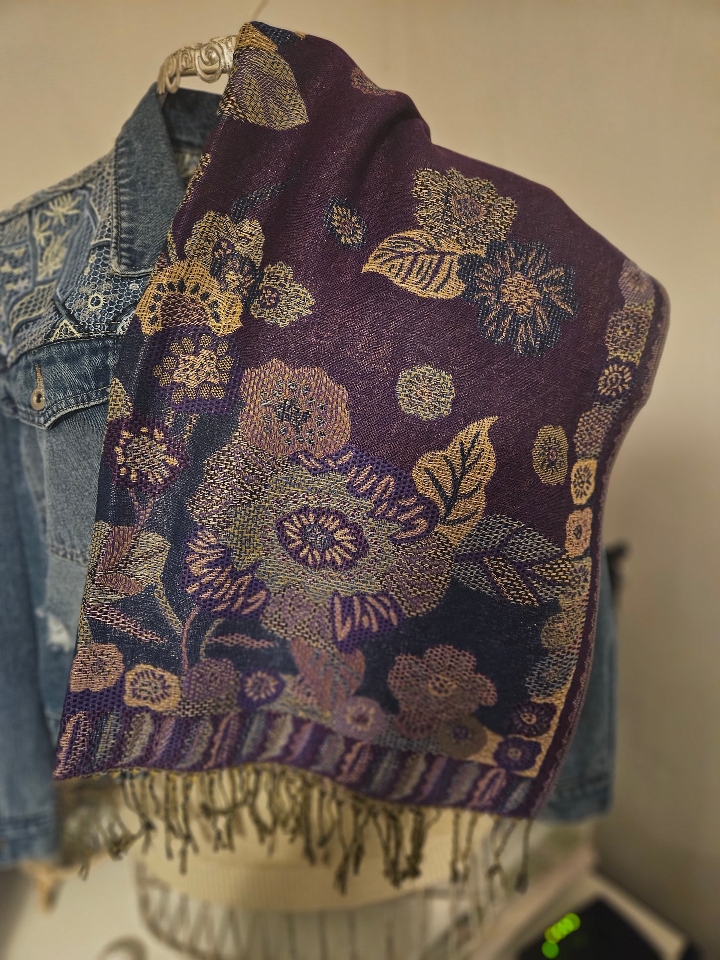 Écharpe/Châle/Pashmina violet doré