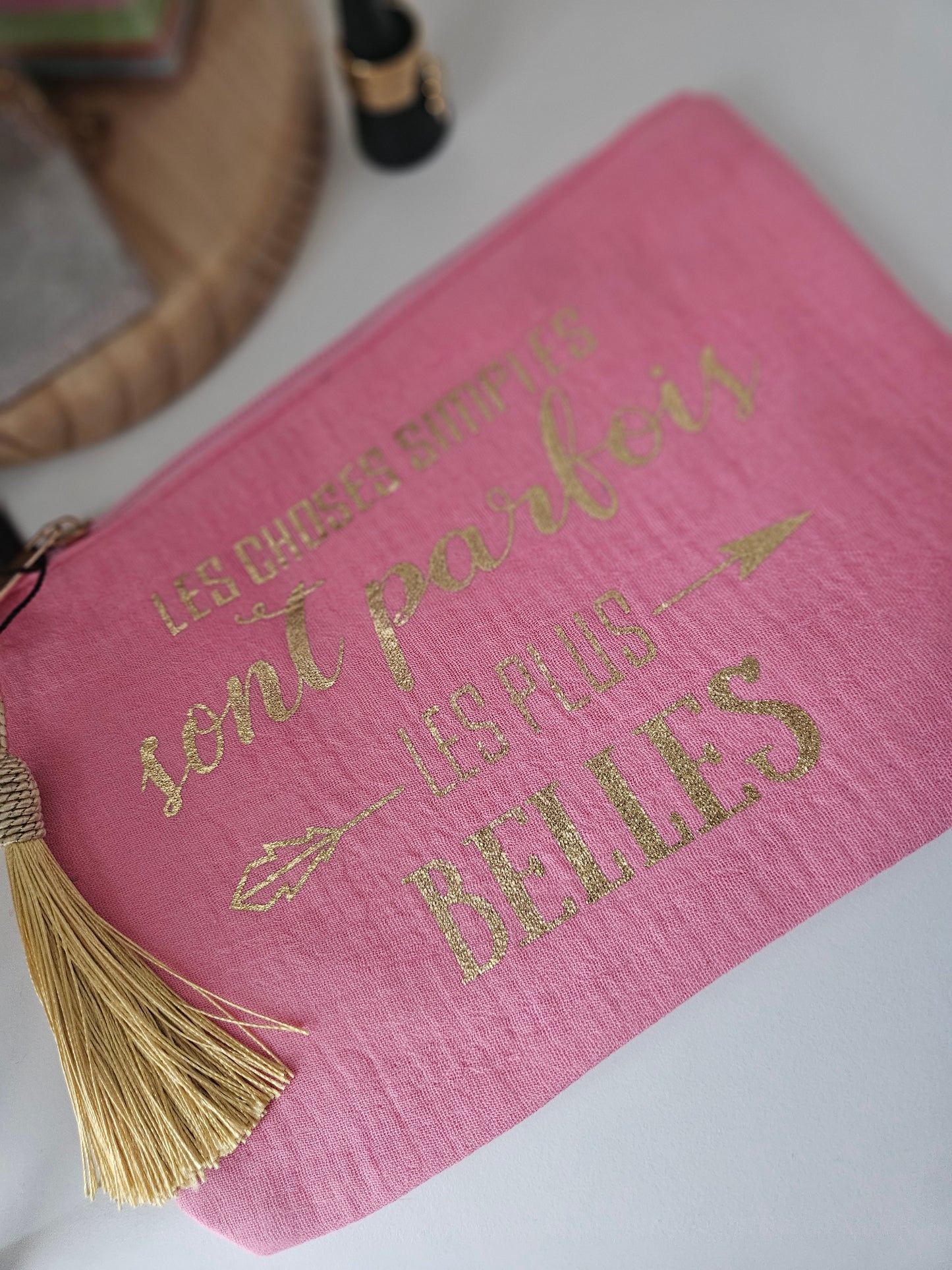 Pochette rose "Les choses..."
