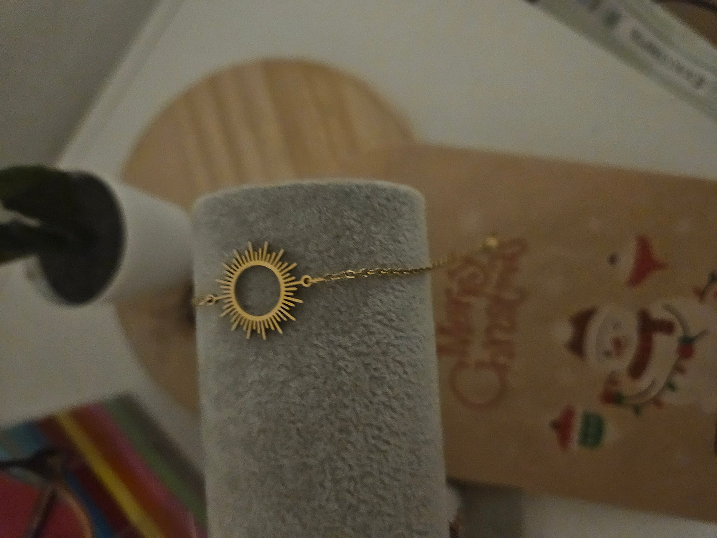 Bracelet doré soleil