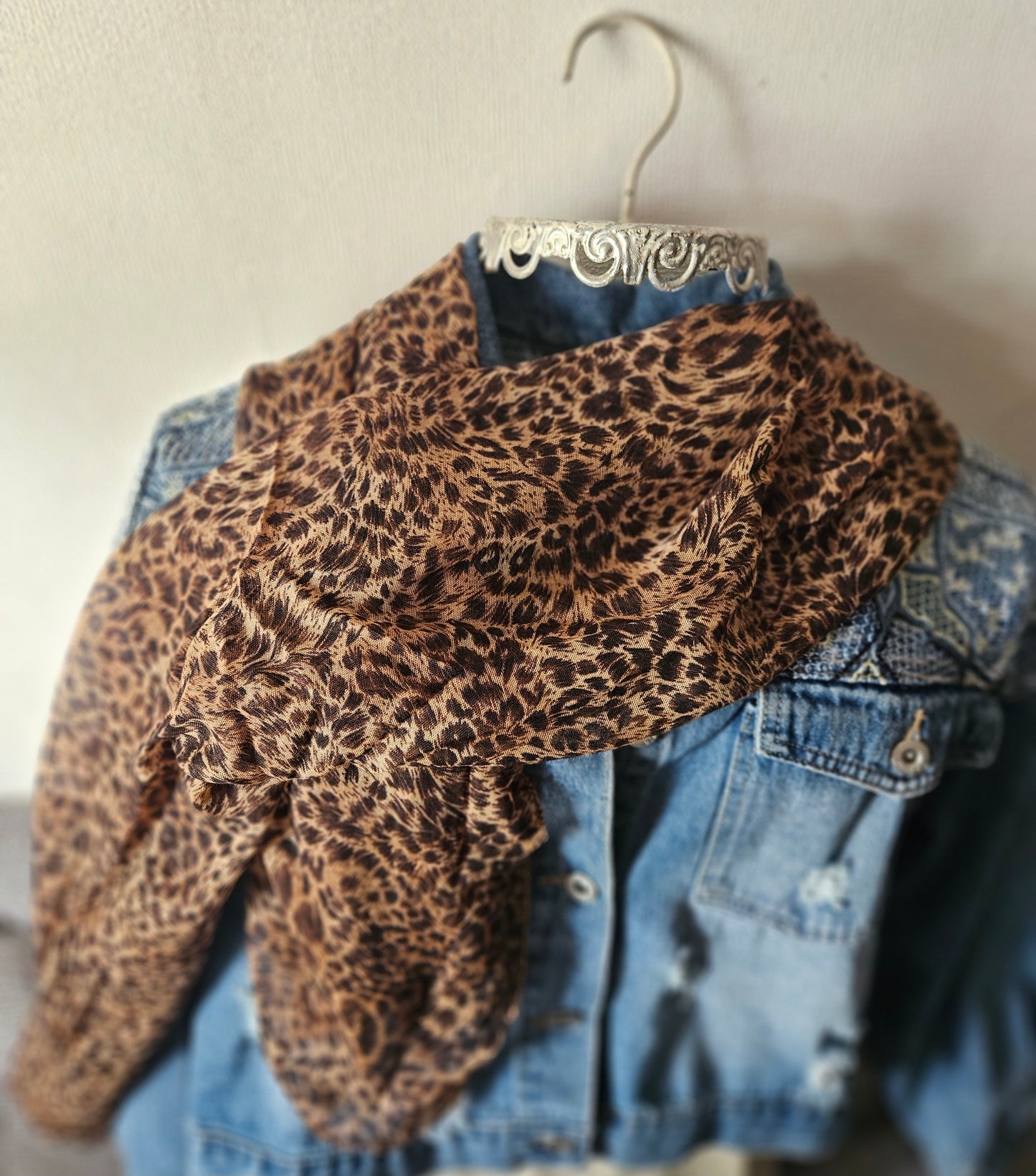 Foulard marron léopard