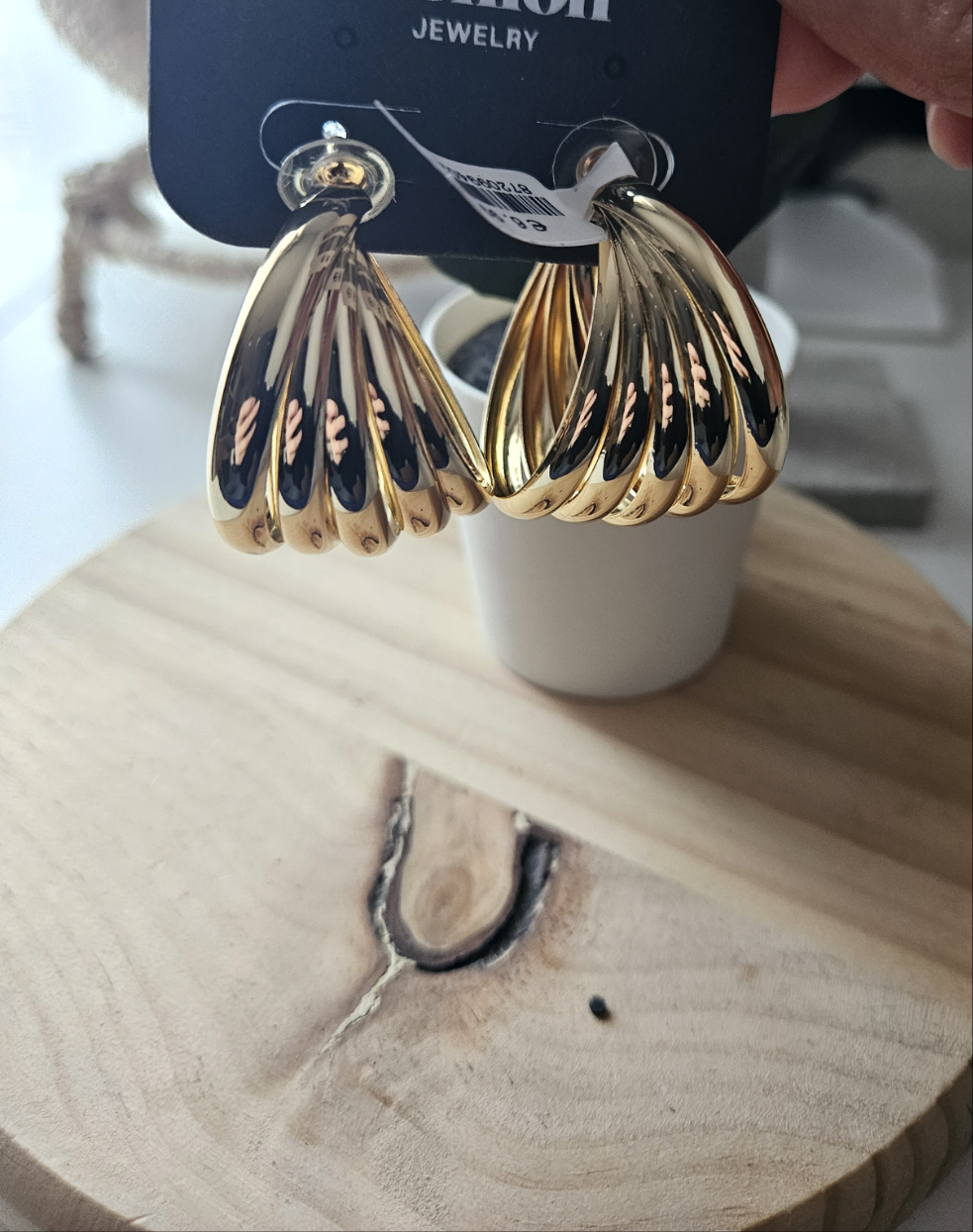 Boucles d'oreilles dorées/  argentées plissées – Élégance et modernité