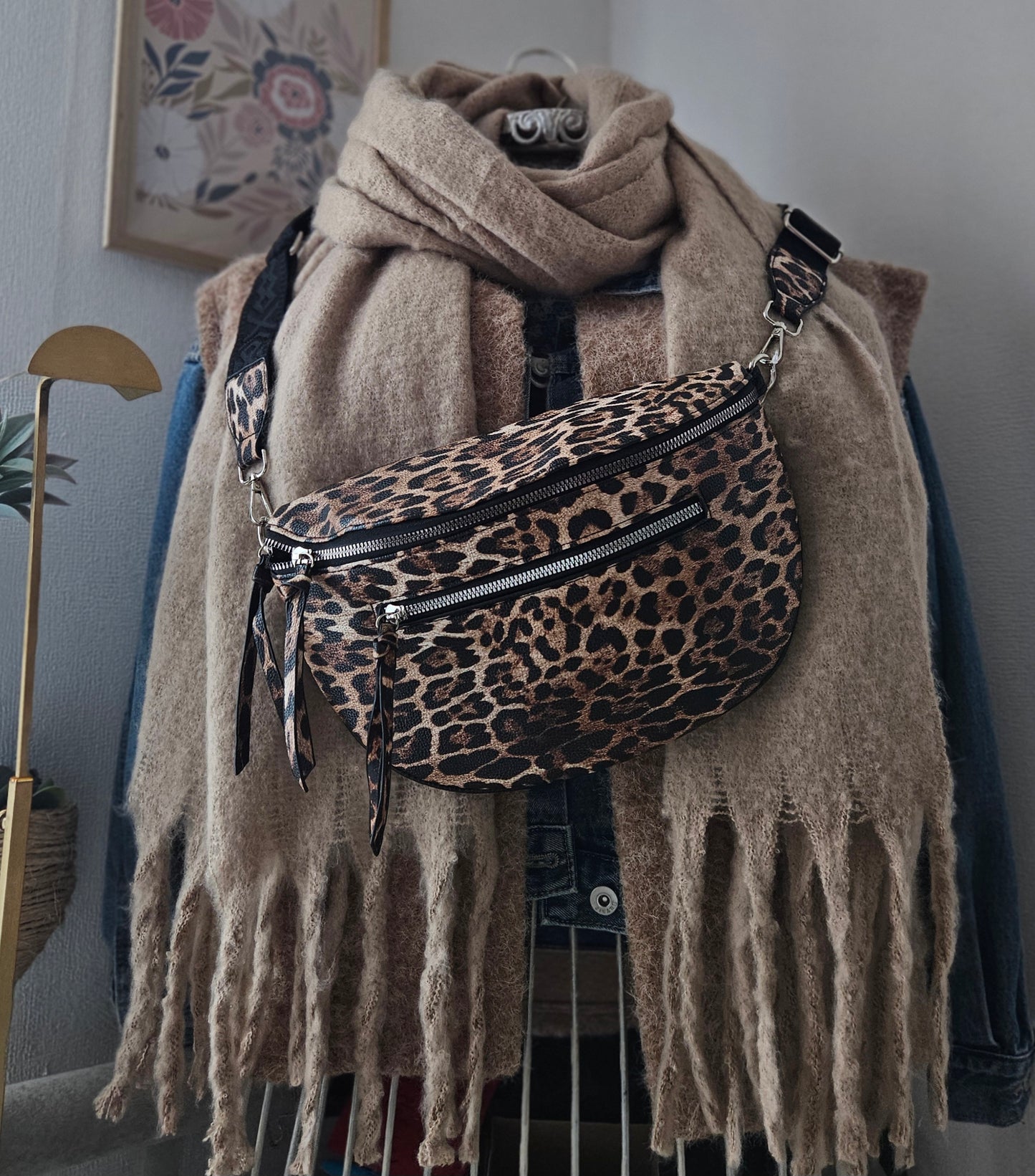 Sac banane léopard similicuir grand format