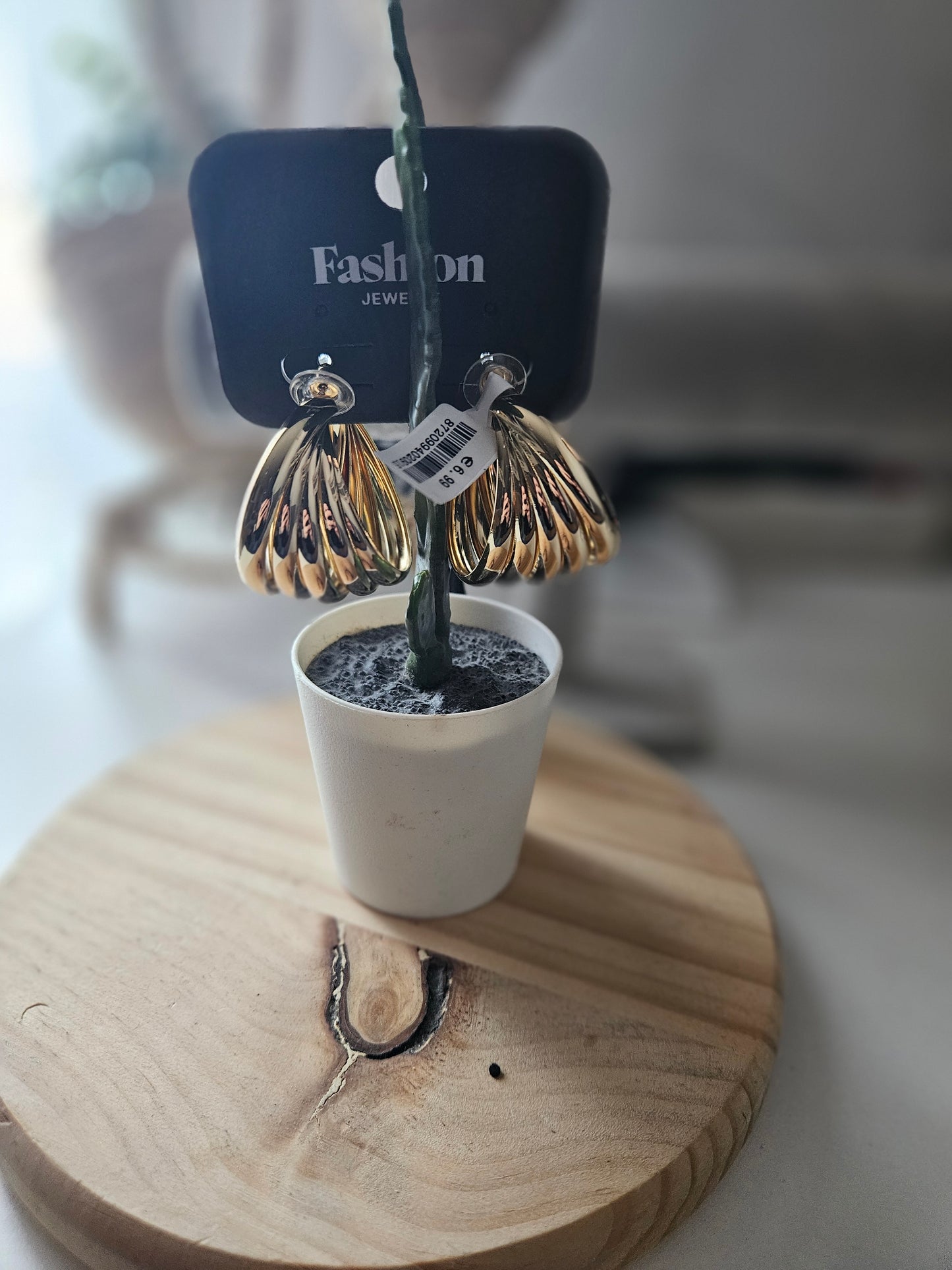 Boucles d'oreilles dorées/  argentées plissées – Élégance et modernité