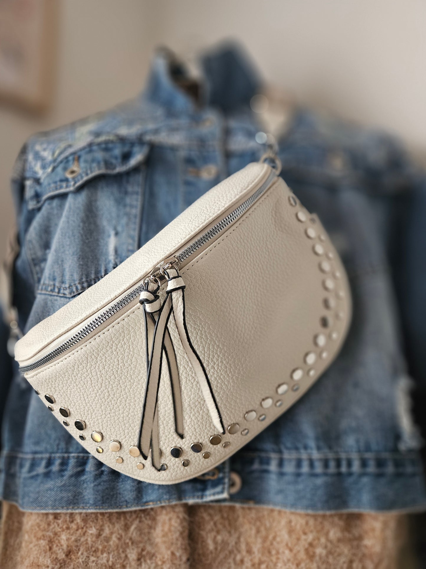 Sac banane crossbody clouté couleur au choix