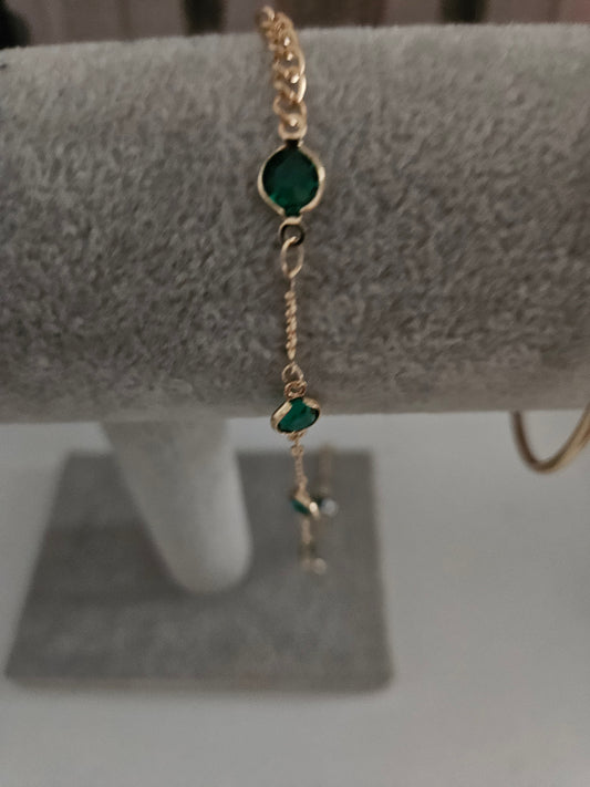 Bijoux bracelet doré pierres vertes réglable