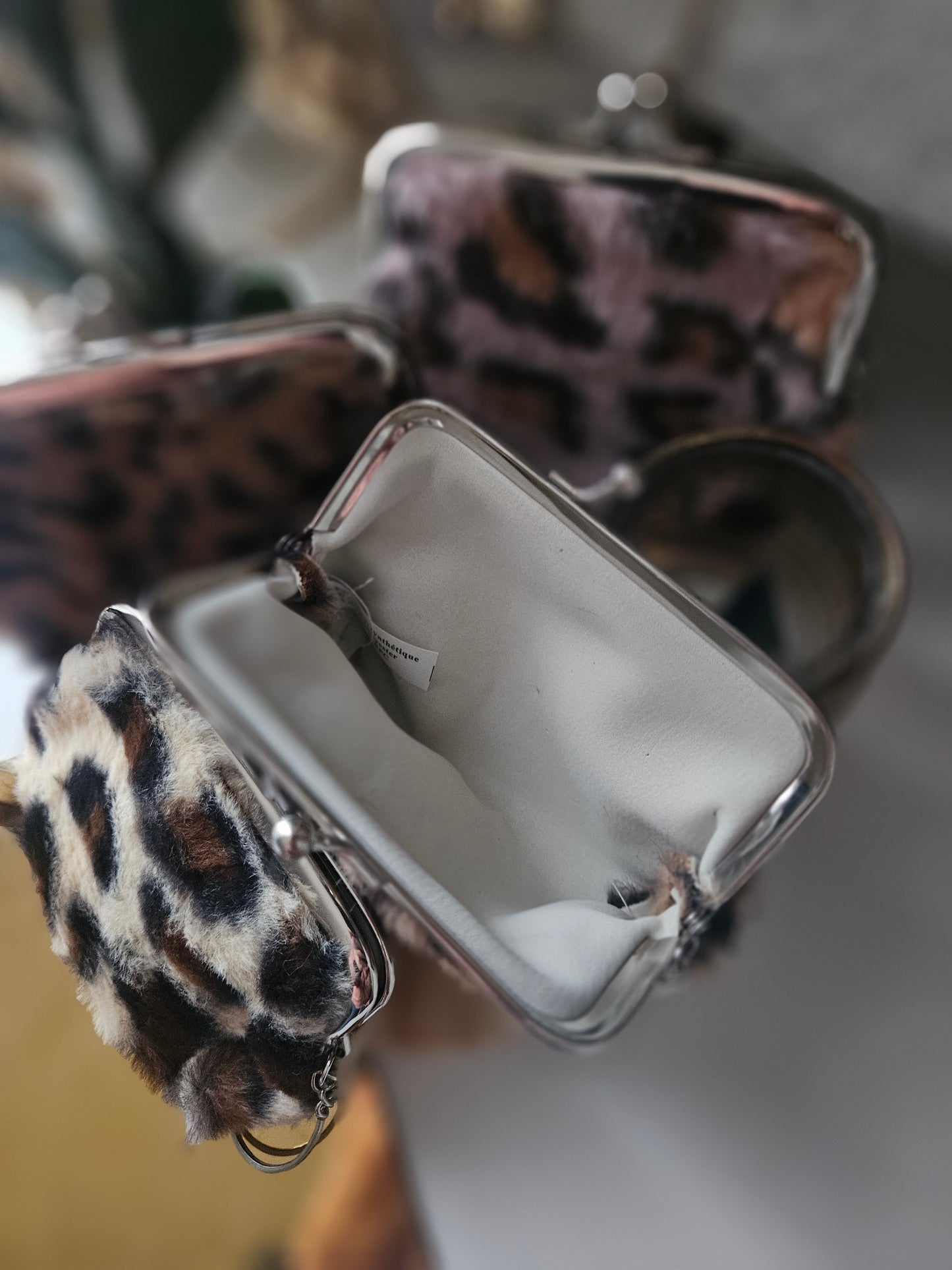 Porte-monnaie léopard en Fourrure