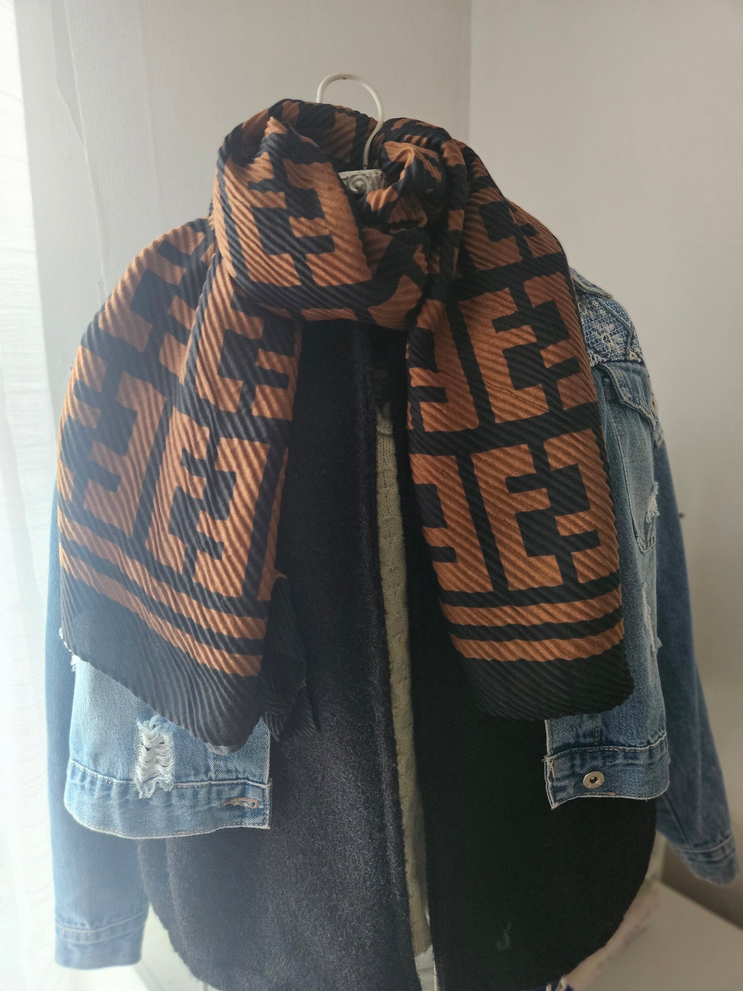 Foulard plissé extra long