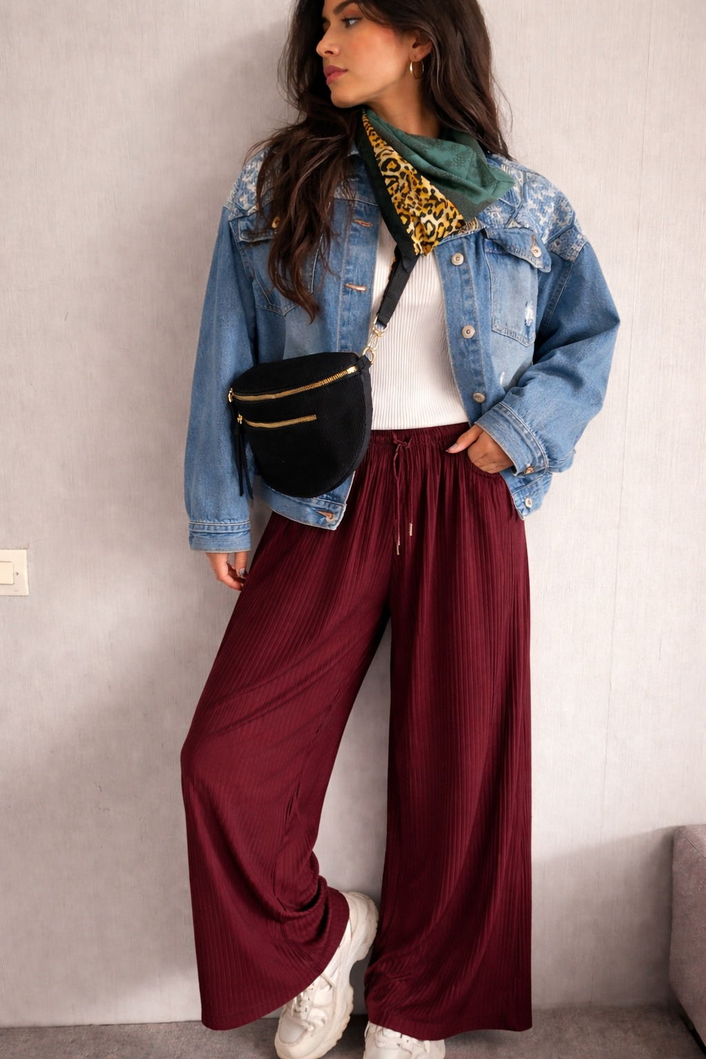 Pantalon large plissé bordeaux
