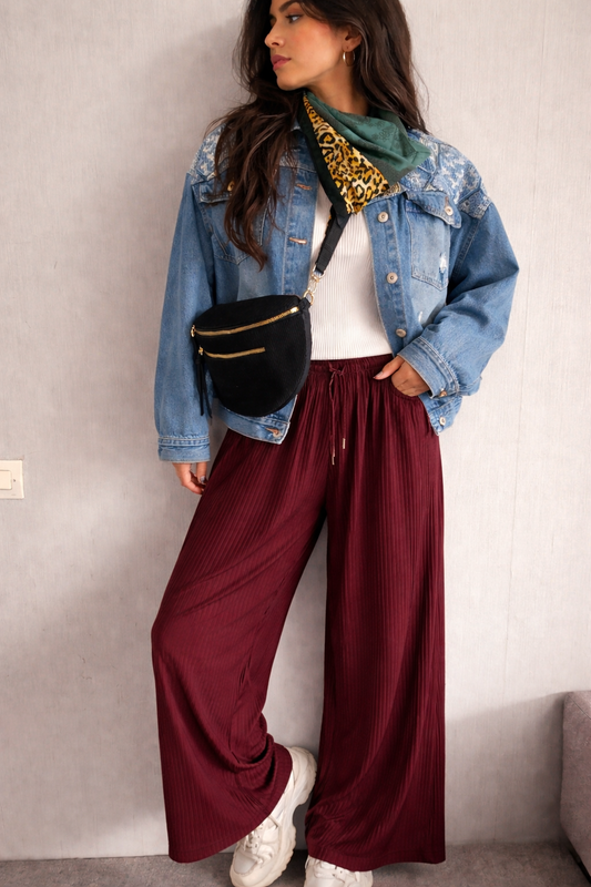 Pantalon large plissé bordeaux