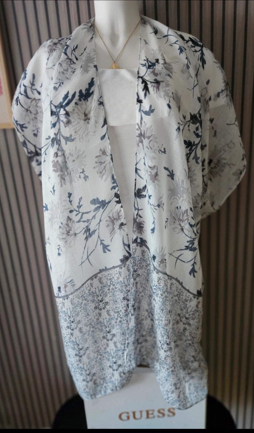 Kimono de plage fleuri en voile de coton 100%