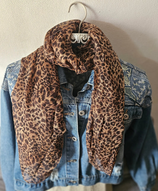 Foulard marron léopard