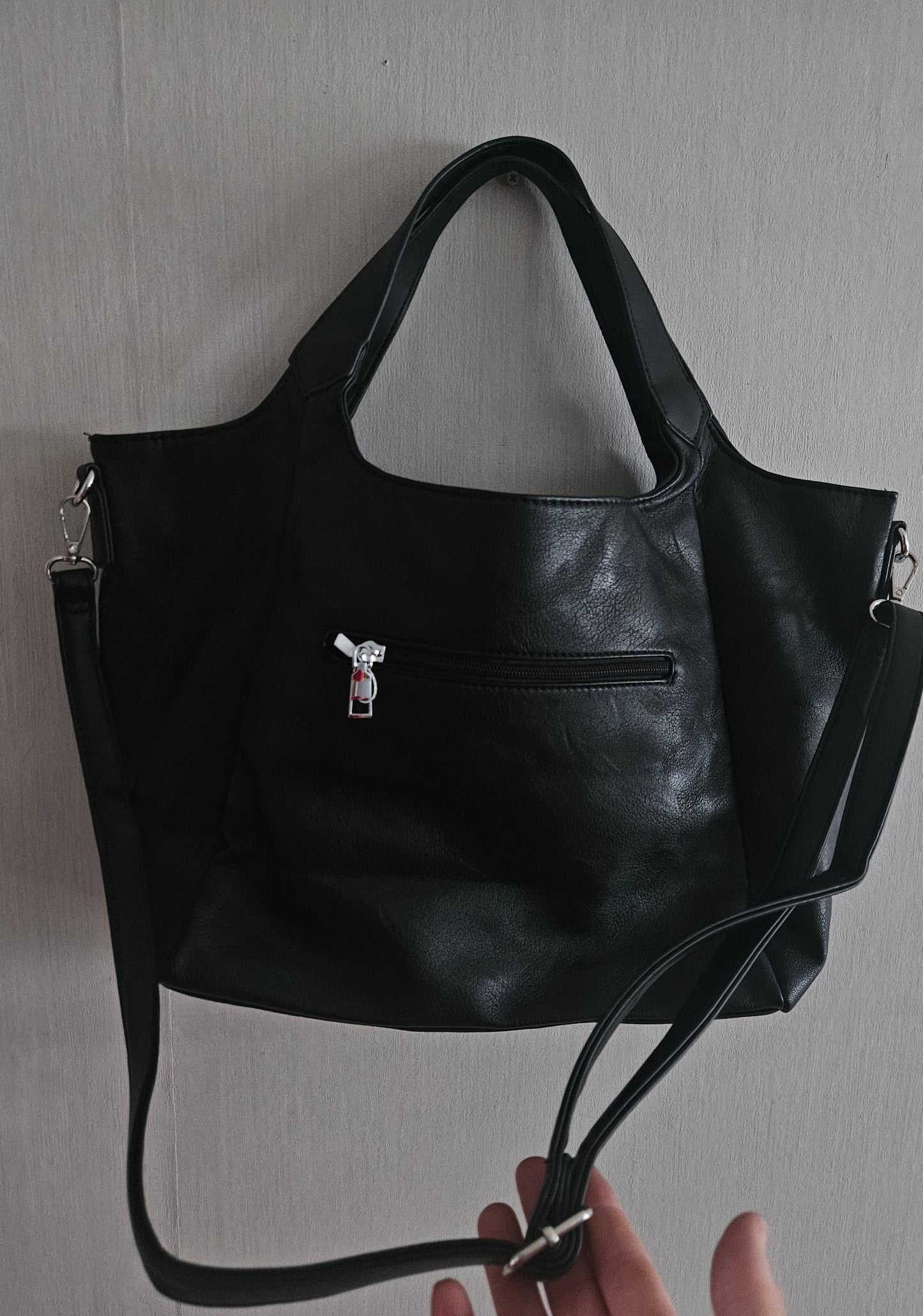 Grand Sac à main noir shoping perforé