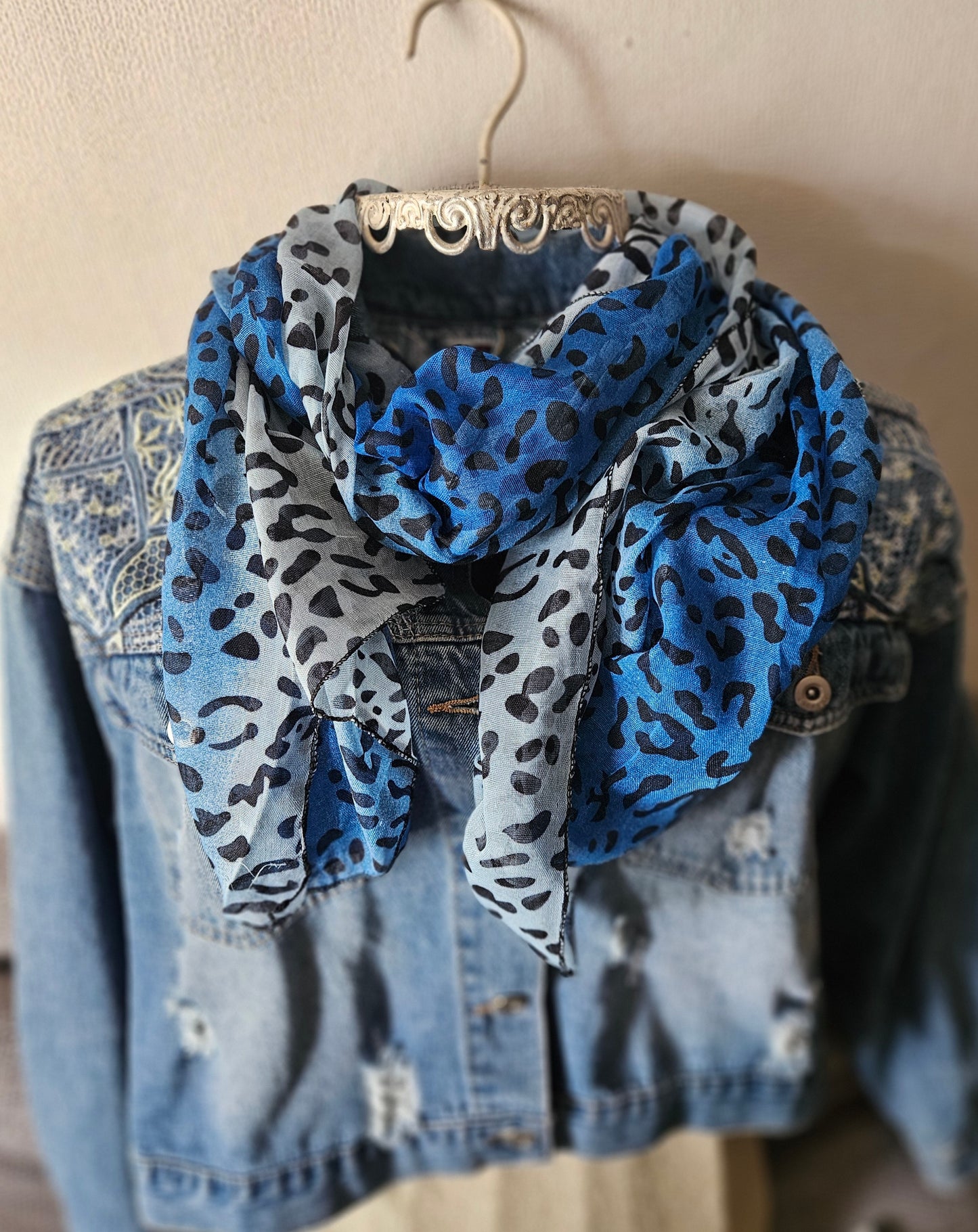 Foulard motif animal bleu