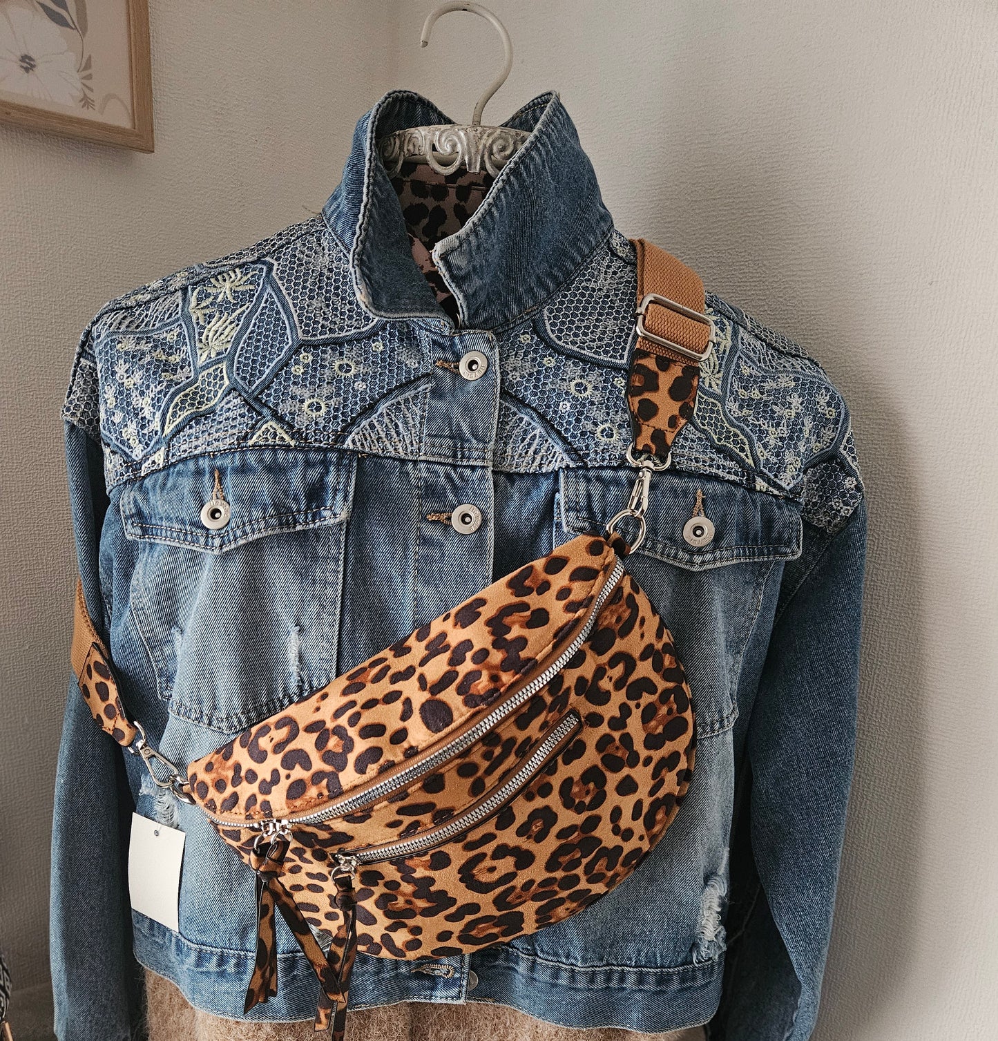 Sac banane léopard daim grand format