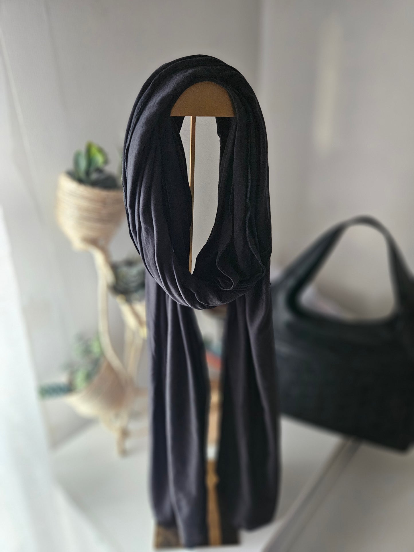 Écharpe Foulard en Jersey extra longue effet nacré.