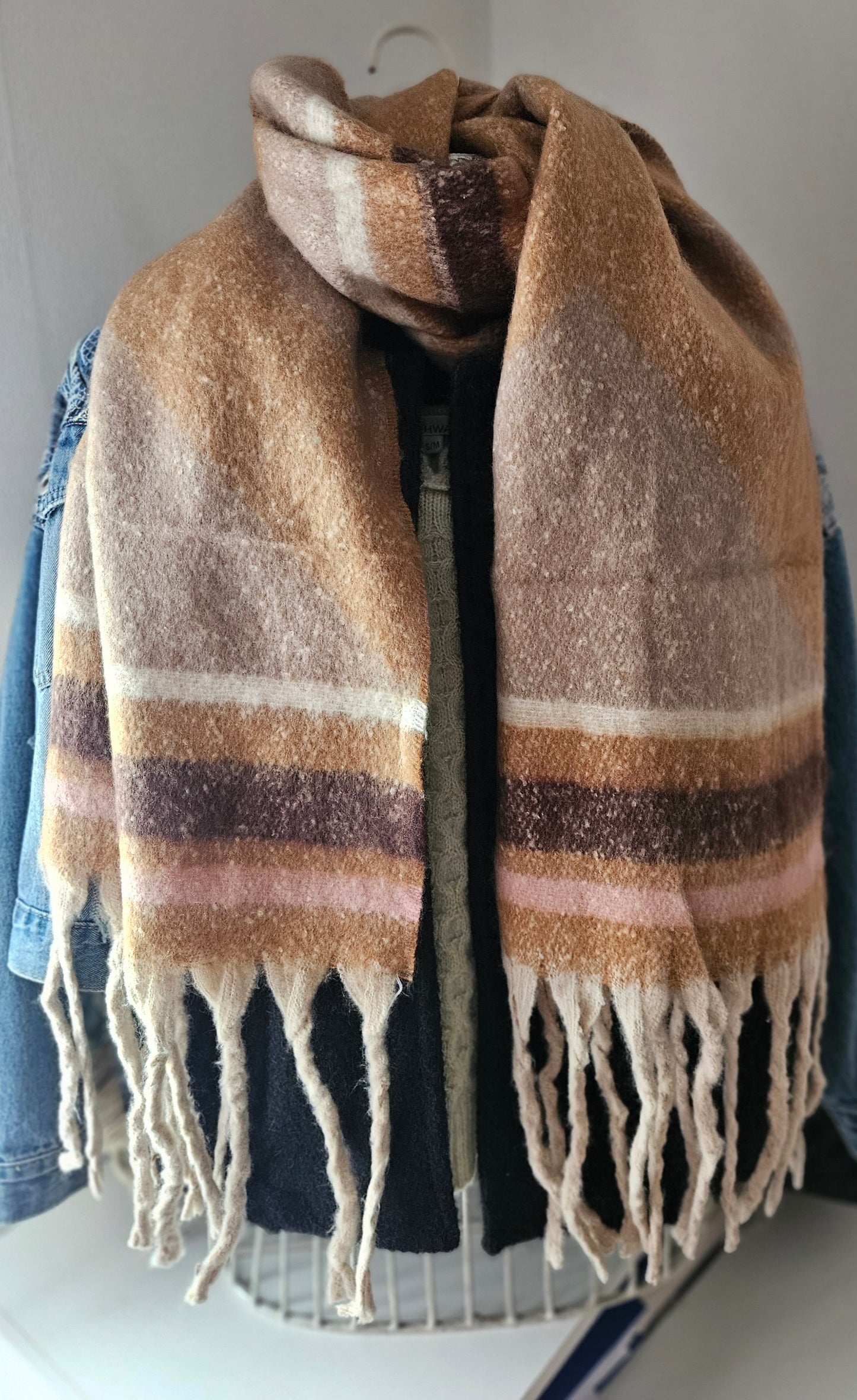 Écharpe degradé de marron camel extra longue en viscose