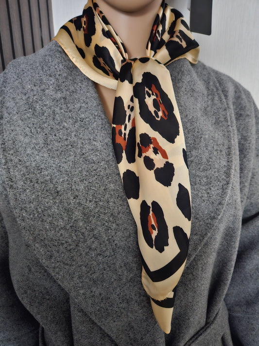 Foulard léopard beige