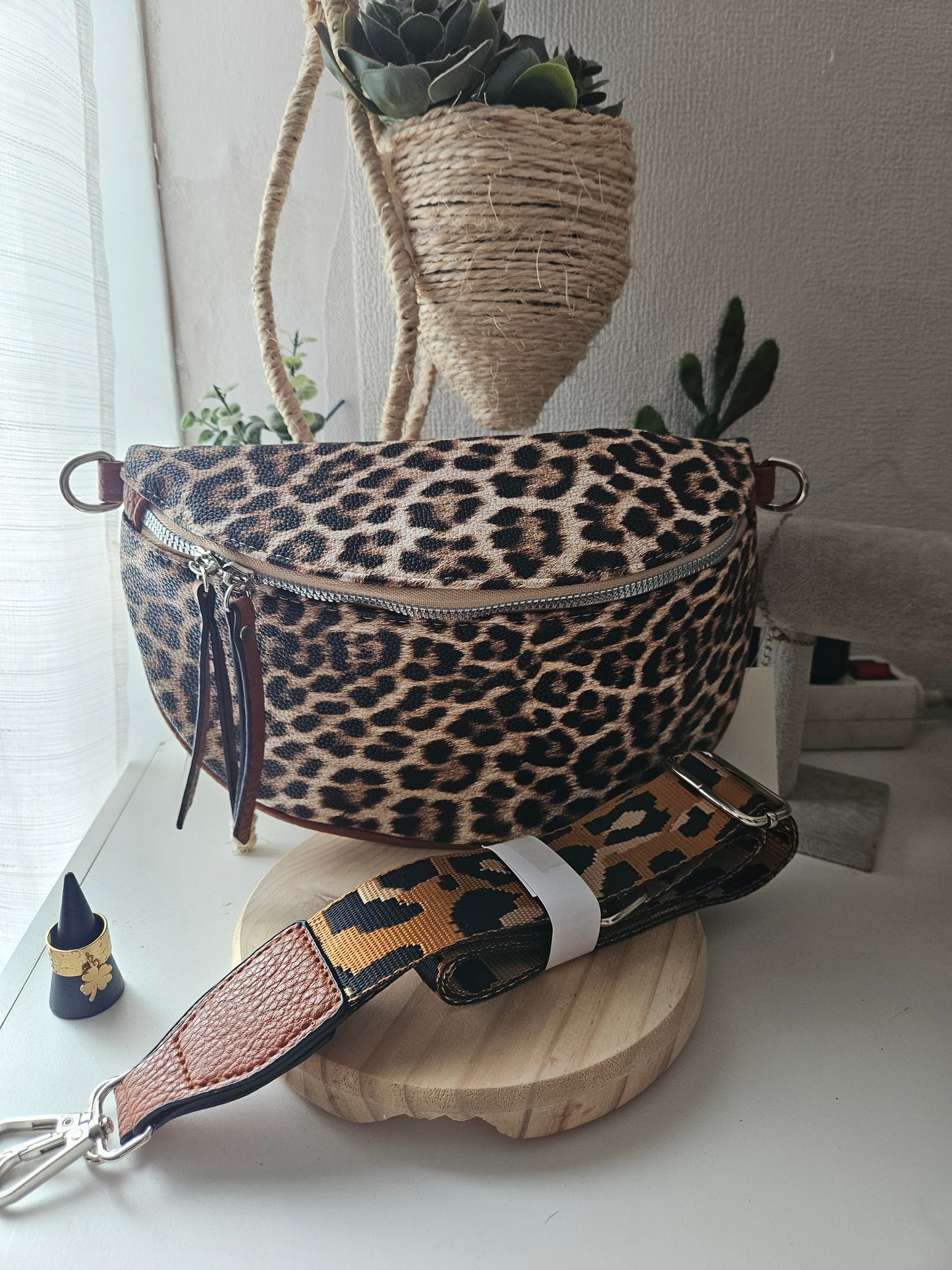 Sac banane léopard 26cm× 17cm