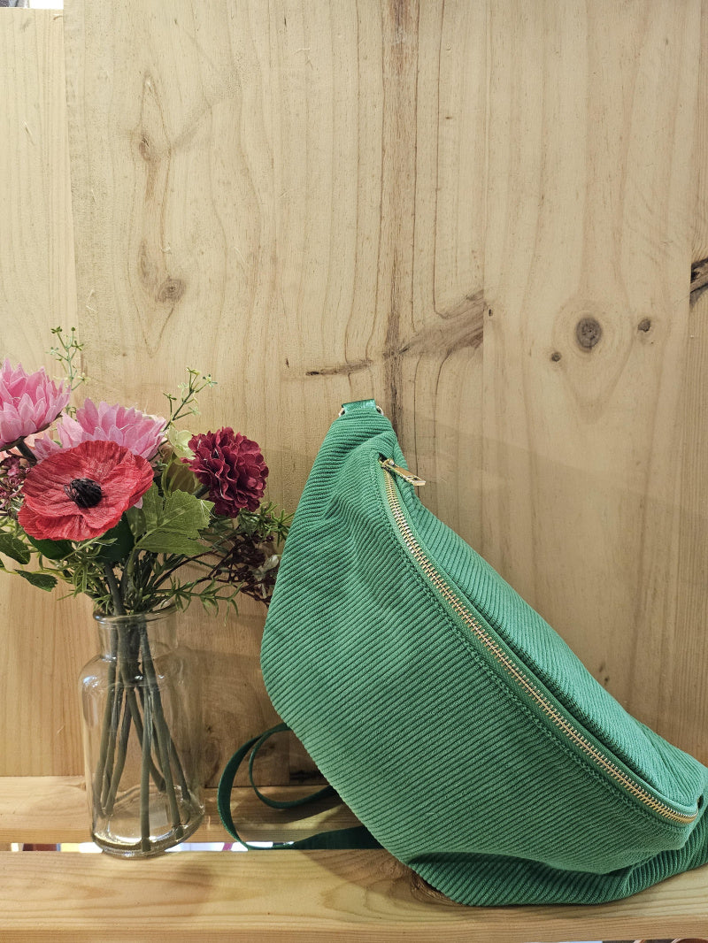 Sac banane en velours côtelé XXL vert