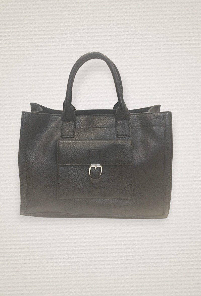 Sac à main noir boucle argenté