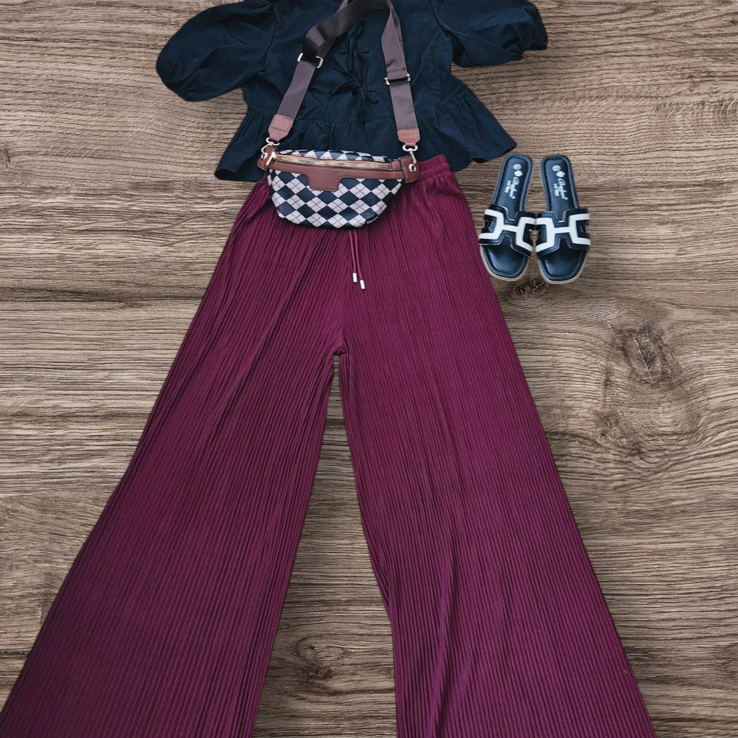 Pantalon large plissé bordeaux