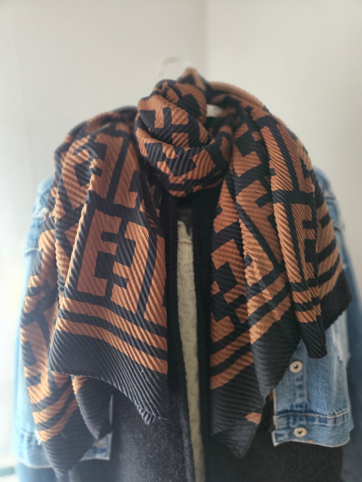 Foulard plissé extra long