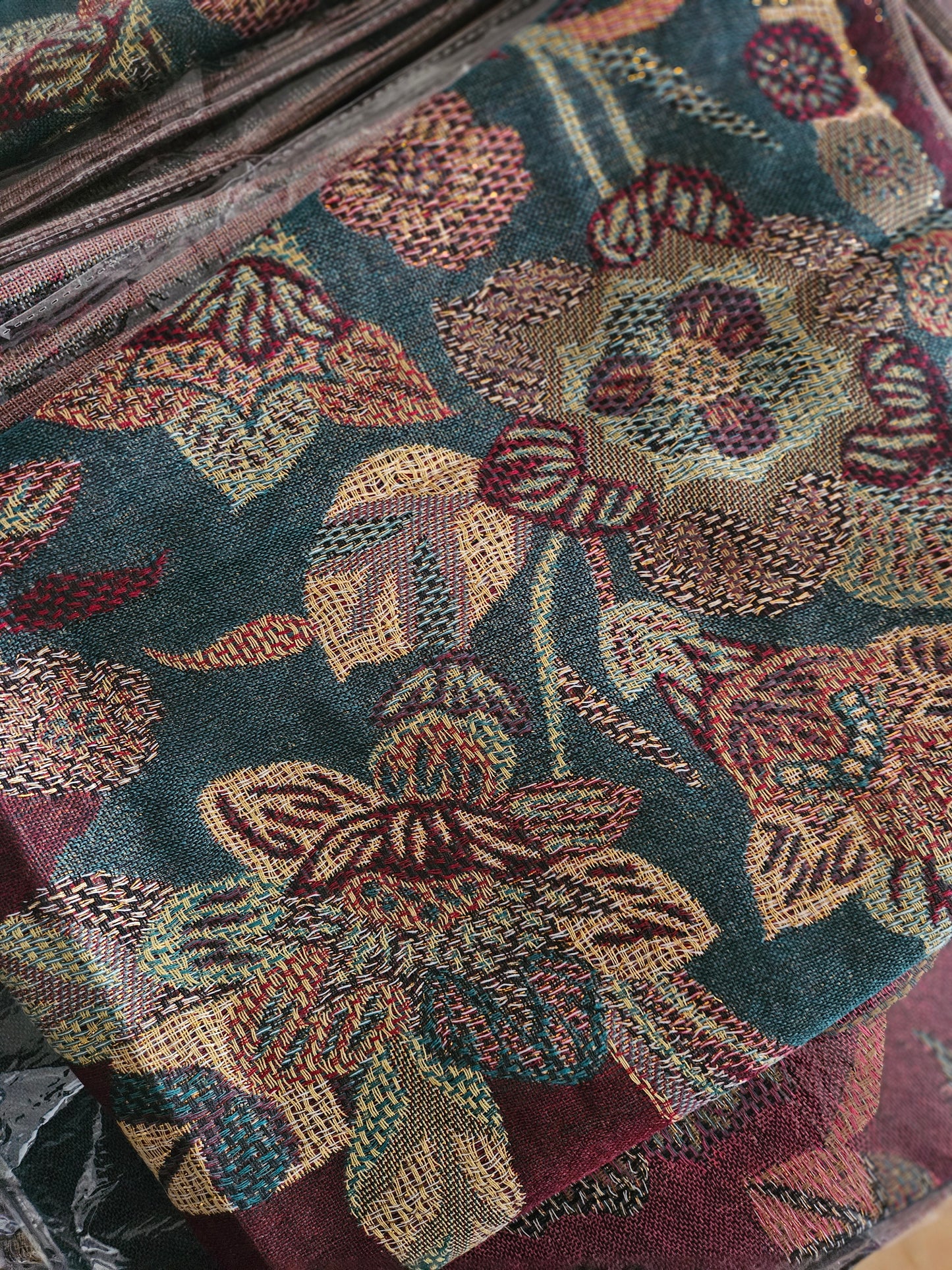 Écharpe/Châle/Pashmina bordeaux vert doré