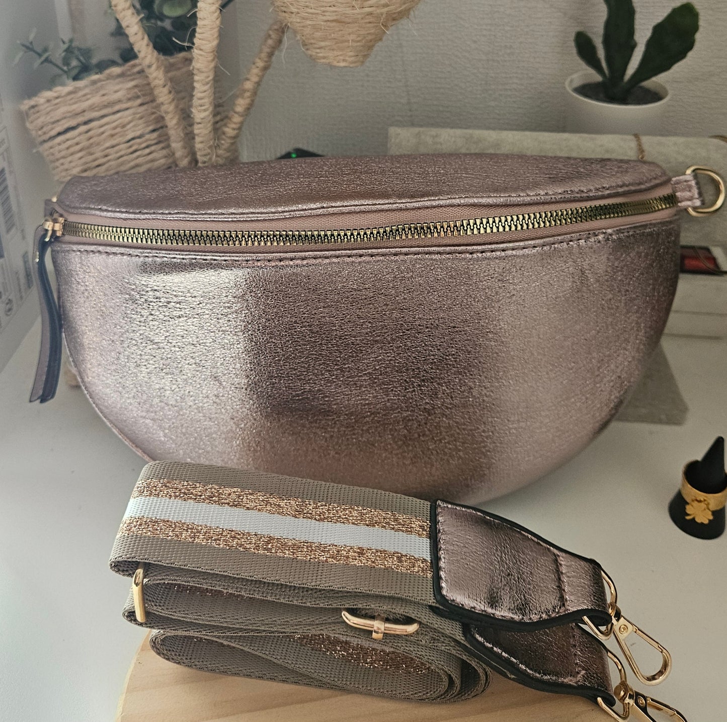 Sac banane argenté doré reflet tendance