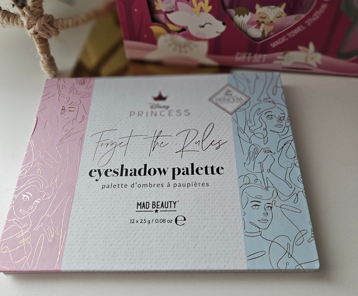 Palette de fards à paupières Disney 12 couleurs 🎁