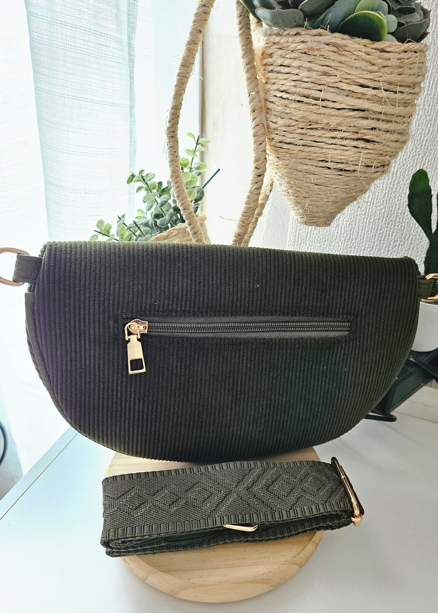 Sac banane en velours côtelé kaki
